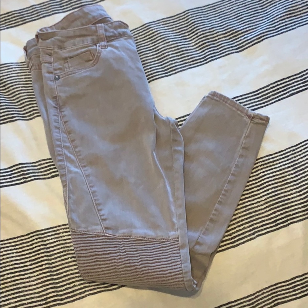 Pistola pants!